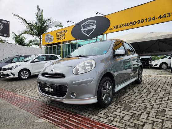 NISSAN MARCH 1.6 SR 16V FLEX 4P MANUAL